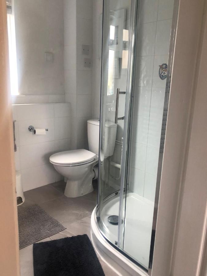 Little Park Holiday Homes Self Catering Cottages 1 & 2 Bedrooms Available Close To Tutbury Castle 外观 照片