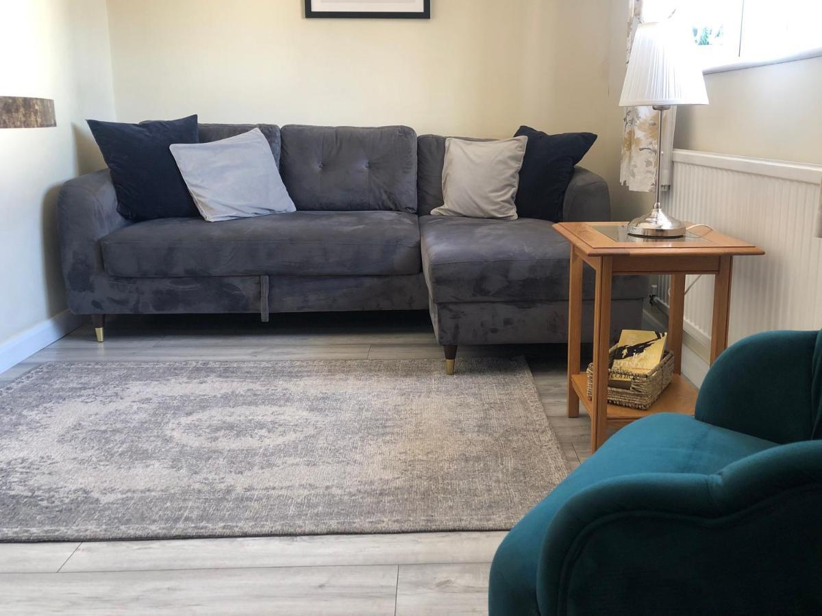 Little Park Holiday Homes Self Catering Cottages 1 & 2 Bedrooms Available Close To Tutbury Castle 外观 照片