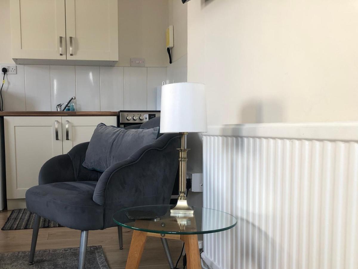 Little Park Holiday Homes Self Catering Cottages 1 & 2 Bedrooms Available Close To Tutbury Castle 外观 照片